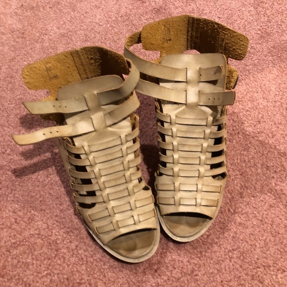 Qupid Shoes - Last Day! Tan Open Toe Heels